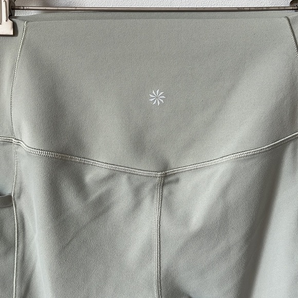 ATHLETA Women’s Salutation Stash 7/8 Tight Sage Green Yoga Running Pant LT - Picture 4 of 11